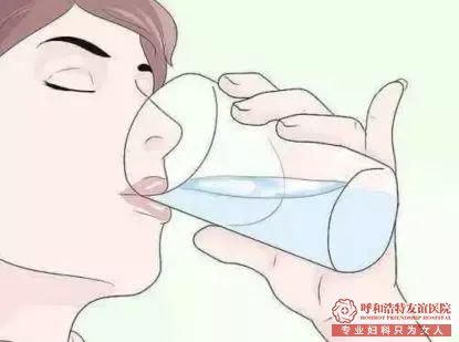 呼和浩特妇科医院 腰疼竟然有可能是妇科病！